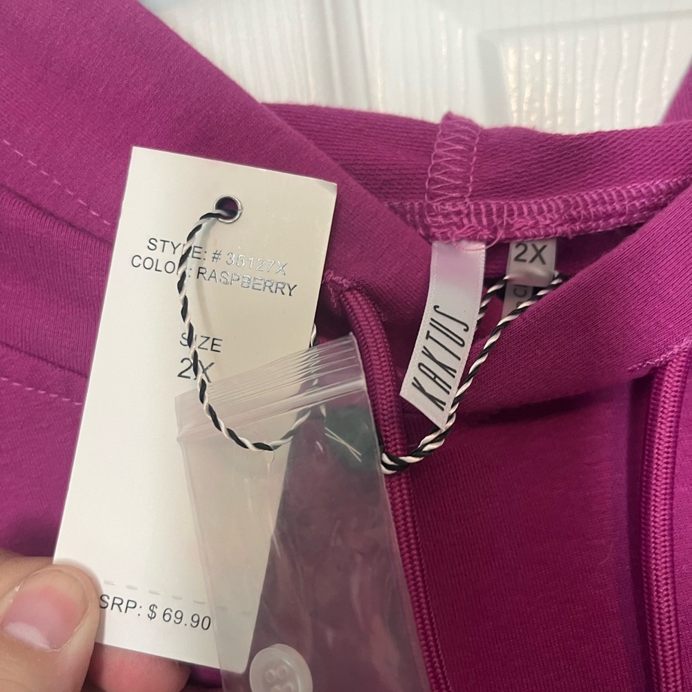Kaktus Raspberry Hoodie - Picture 2 of 3